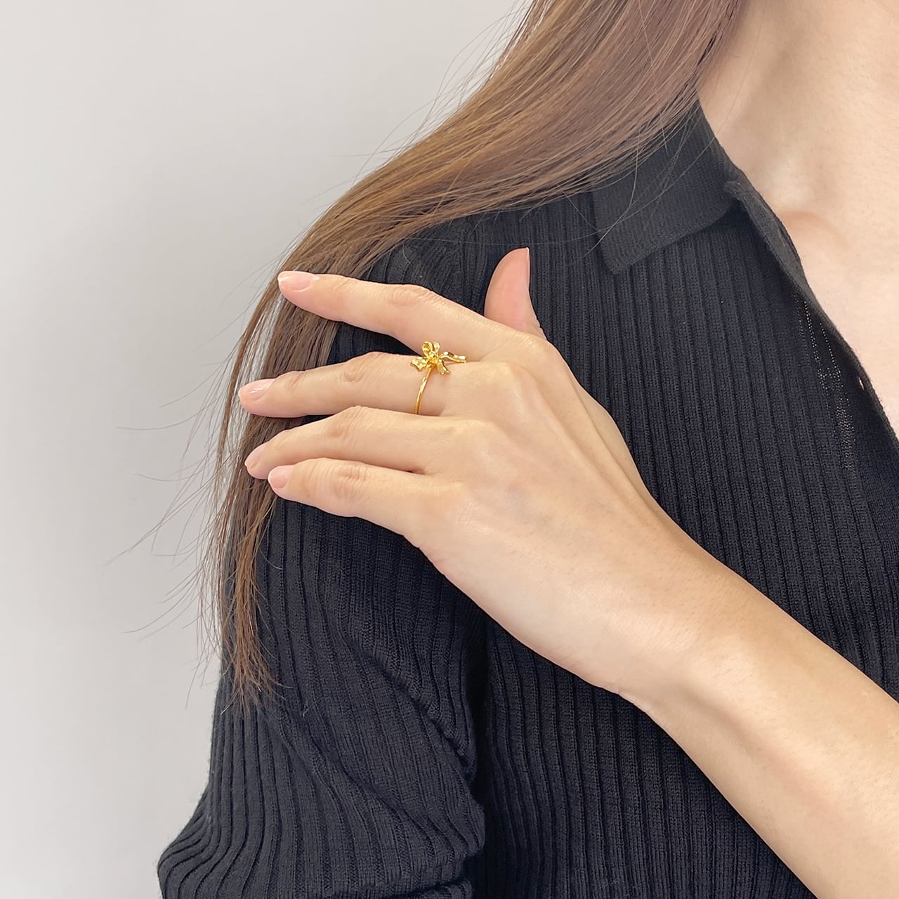 選べる2色！ リボンモチーフ サージカルステンレス オープンリング