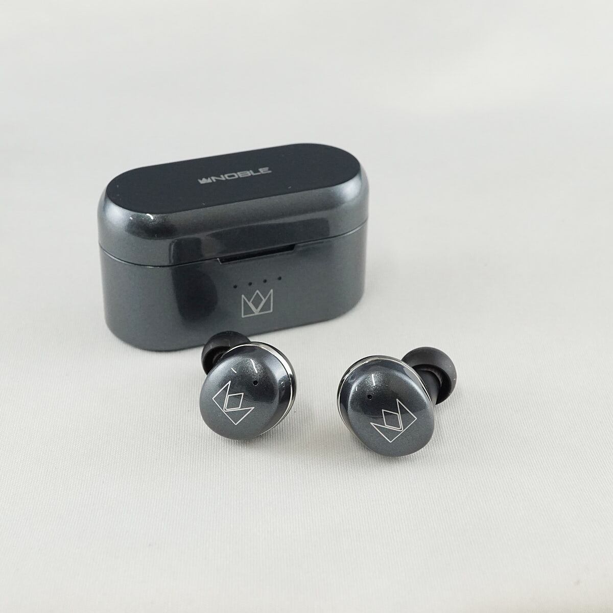 Wireless earbuds ノーブルオーディオ ファルコンマックス Noble Audio