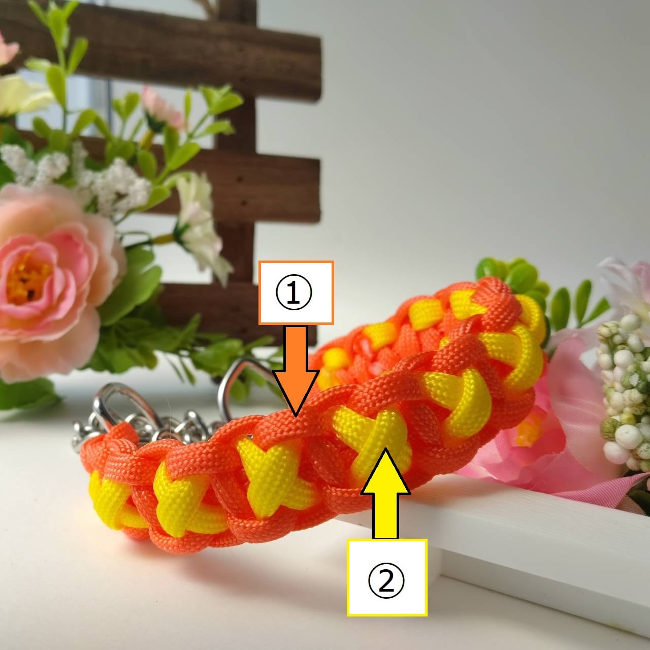 パラコード首輪　ハーフチョーク　お花3色　No.0144 パラコード首輪 ハーフチョーク お花3色 No.0144 - メルカリ