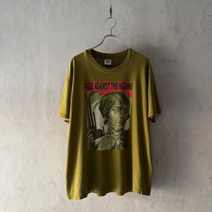 -Rage Against the Machine- 90's United Nations Report 1980 Print T-shirt
