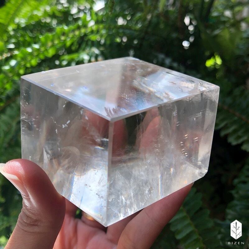 オプティカル・カルサイト（磨き） | BIZEN Crystals