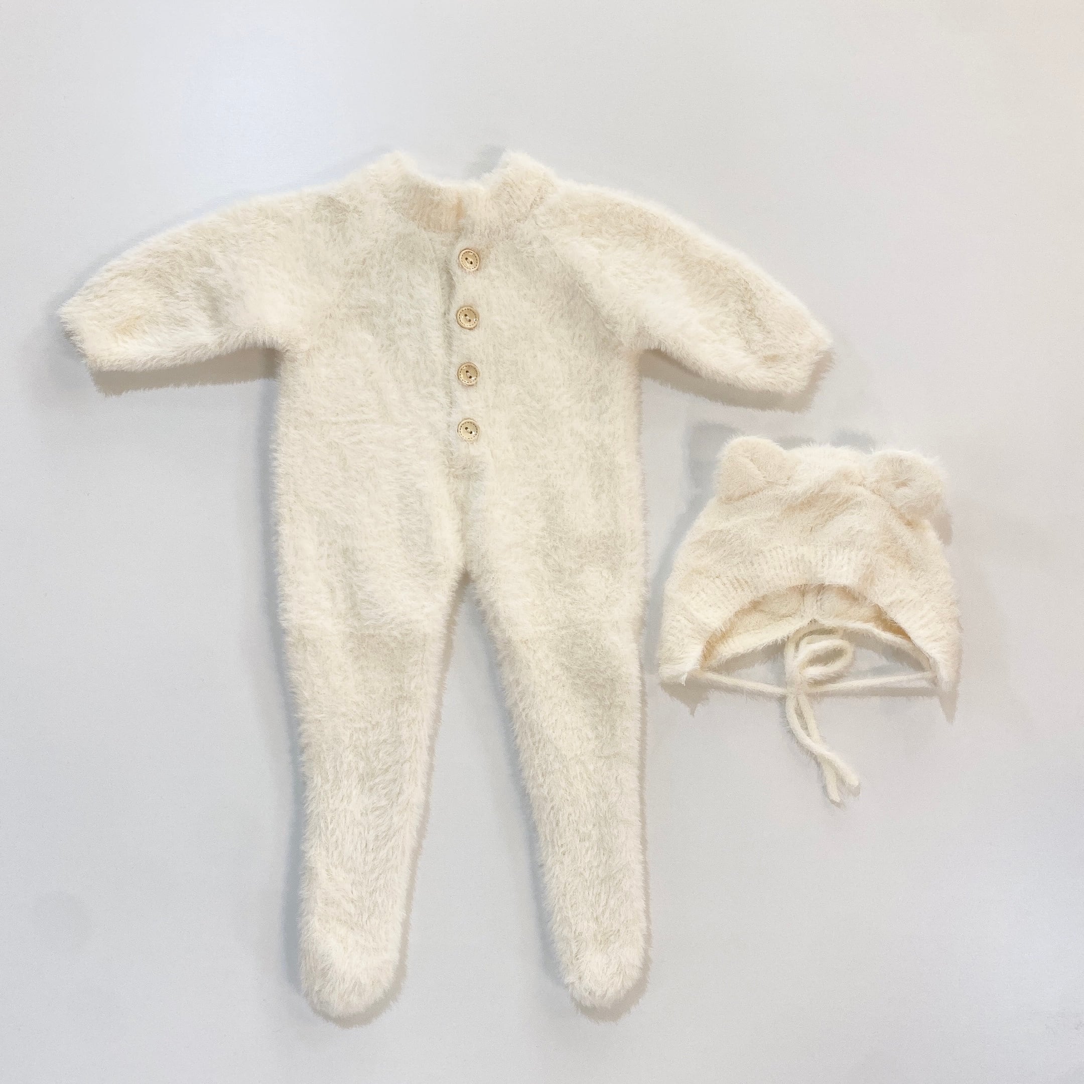 モコモコくまスーツ