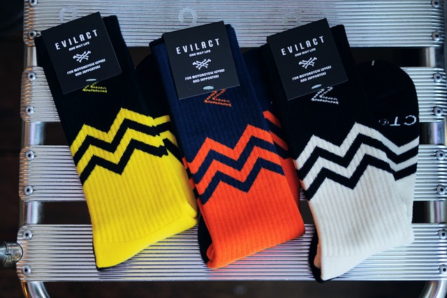 EVILACT " WAVE LONG SOCKS "