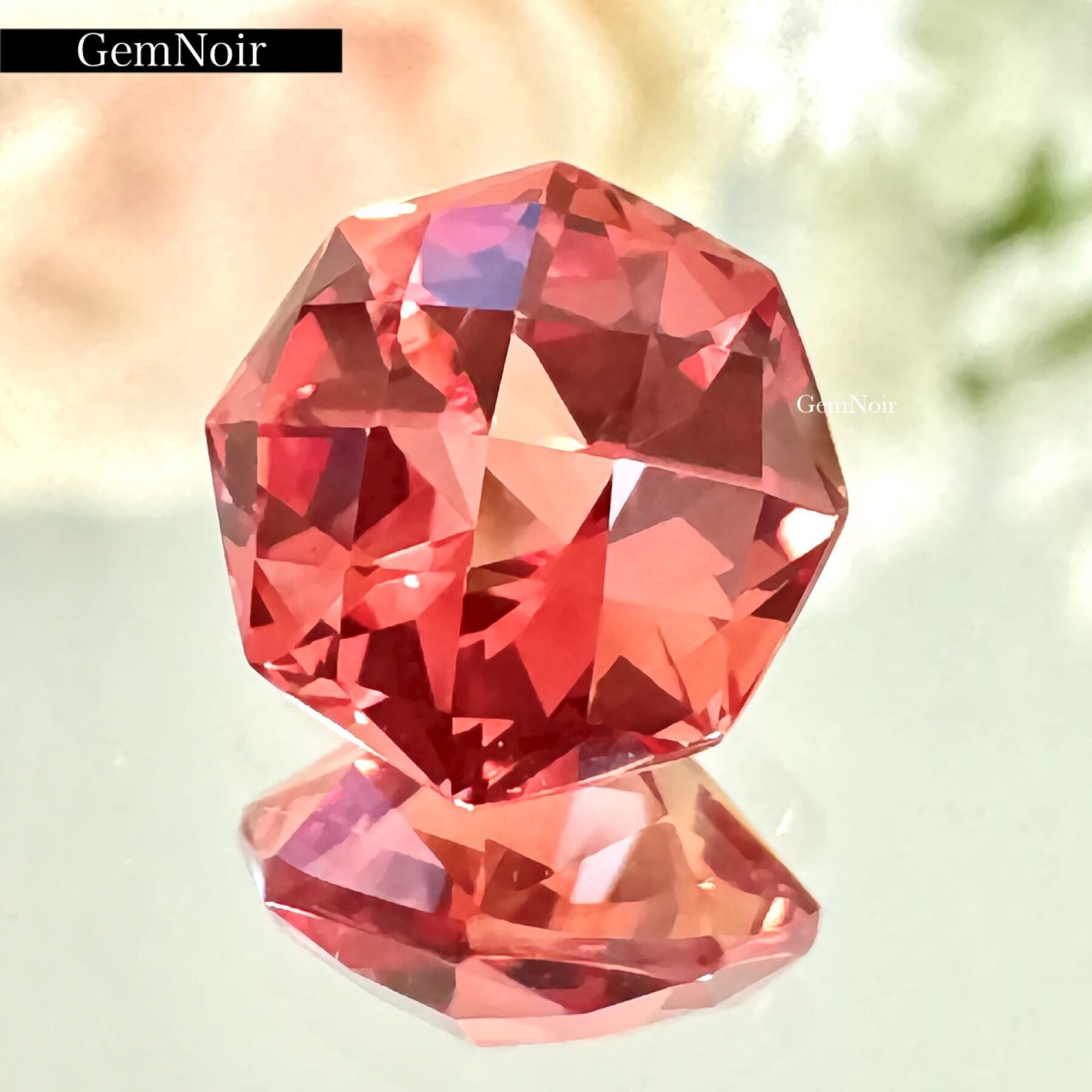 3ct 合成サファイア パパラチアカラー 特殊八角形 ルース | GemNoir ...