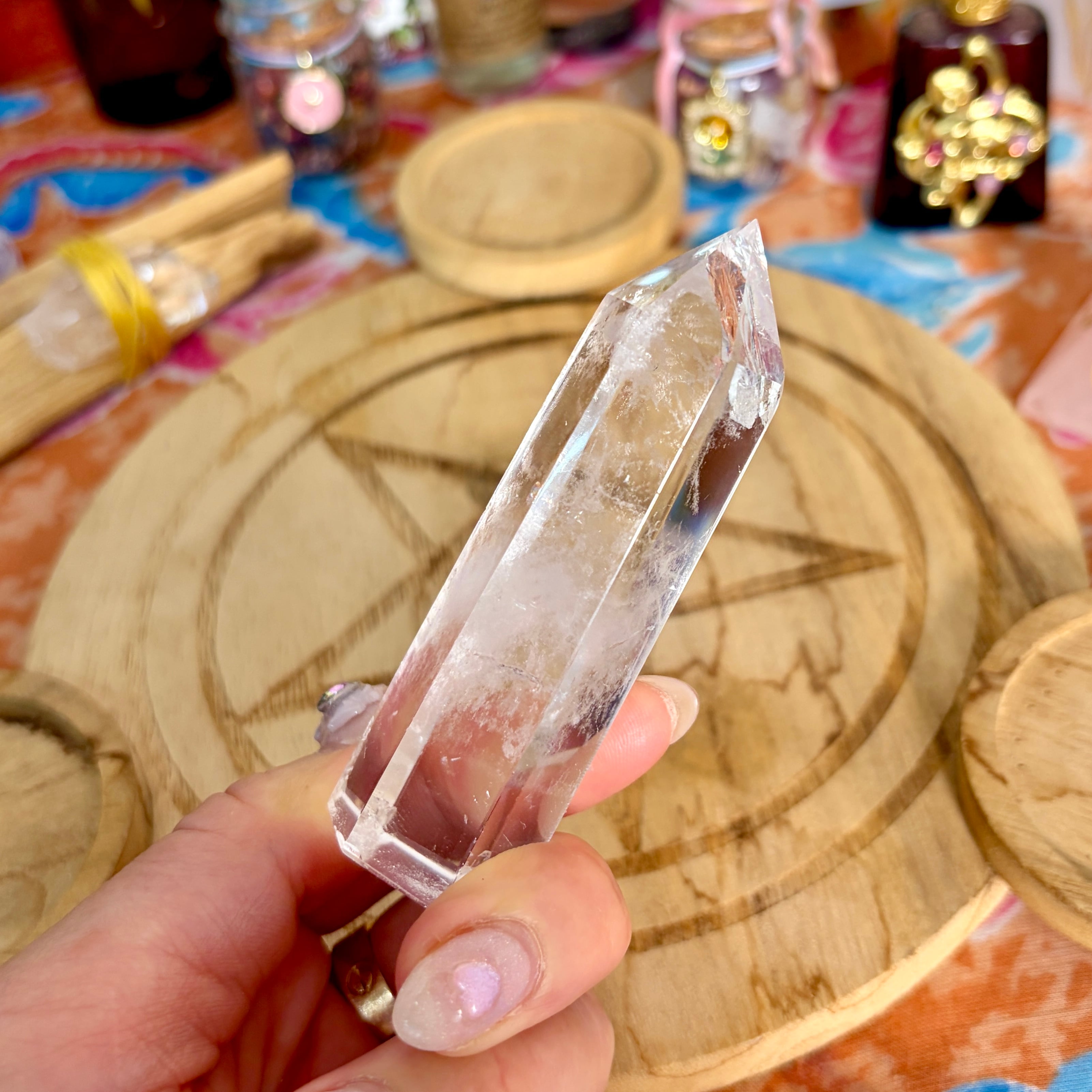 魔女の祭壇】 水晶 / クリアクォーツ の ポイントタワー C