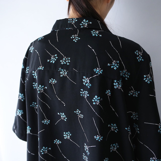 "花柄" black base turquoise blue flower pattern box silhouette open collar  h/s shirt