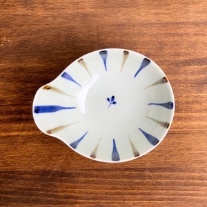 有田焼　二色サビ十草　とんすい小鉢