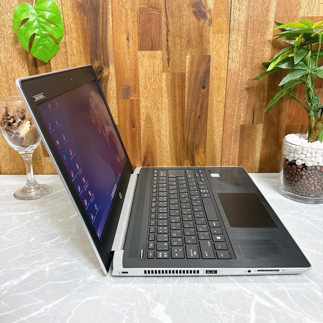 HP ProBook 430 G / Core i7-8550U / メモリ8GB / SSD256GB / ノートパソコン