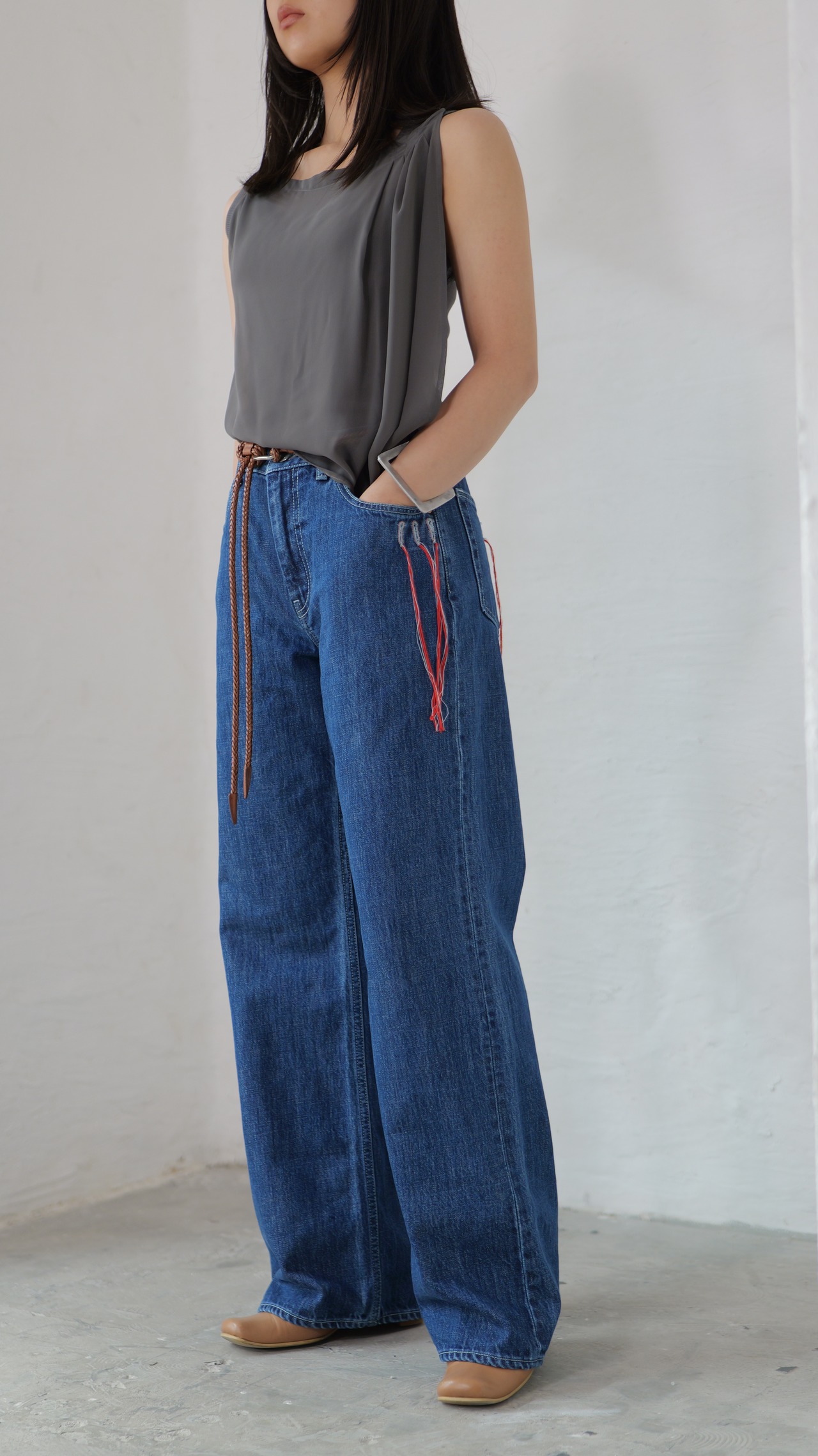 kotohayokozawa - BUTTONHOLE JEANS｜Blue｜ボタンホールデザイン ワイドデニムパンツ ブルー レディース・ユニセックス