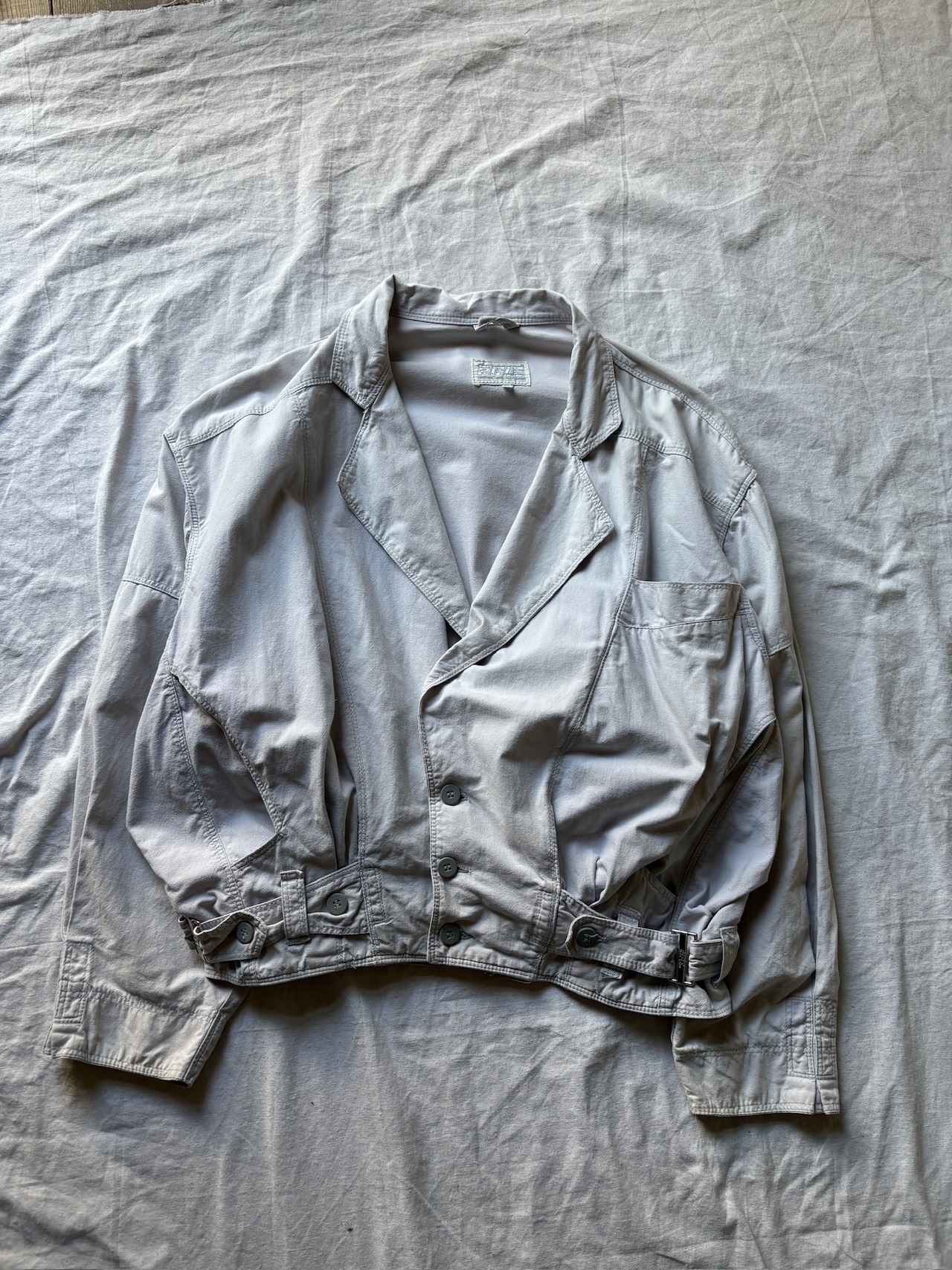 Euro pale color blouson