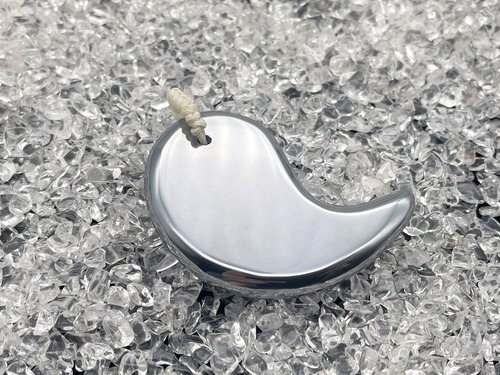 テラヘルツ（勾玉かっさ）