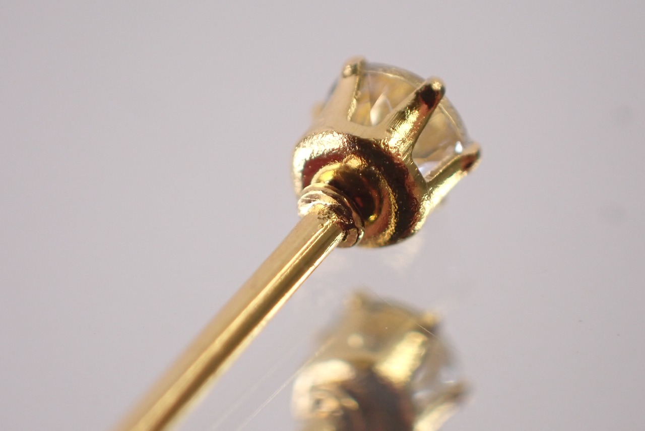 アクアマリンピアス　約3mm　[D9-131]