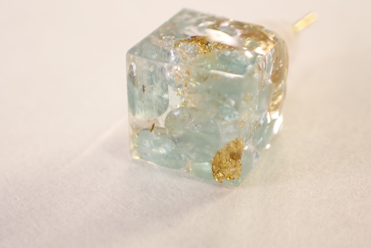 【定期便利用者様限定】アパタイトレジンピアス　 [D11‐215]