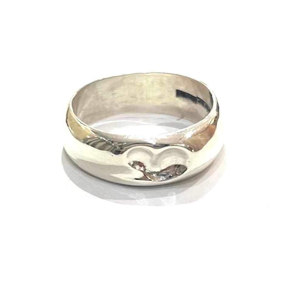 TIFFANY&CO】T2117 個性の美学。エンボスハートリング 12号／シルバー