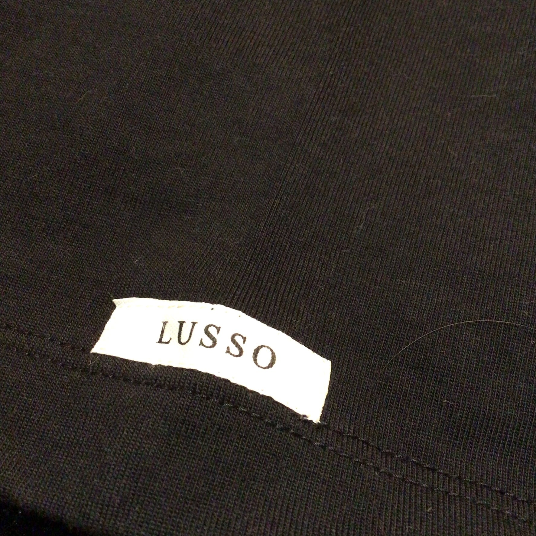 絶対に洗濯寄れしない  LUSSO Premium Cutsew(Tシャツ) <BLACK>