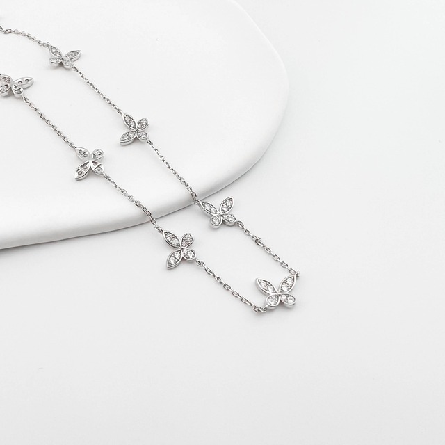 Silver925モアサナイト蝶々モチーフネックレス