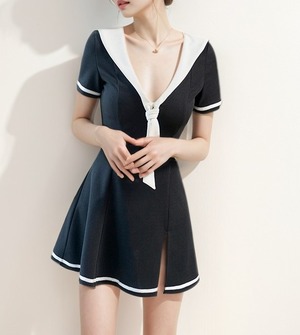 深Vネック セーラー風 ボウタイ ミニワンピース レディース ワンピース ミニ 膝上 半袖 Vネック 襟なし セーラーカラー フレア Aライン ドレープ スリット サイドスリット ハイウエスト バイカラー 配色 かわいい 大人可愛い シンプル カジュアル おしゃれ 個性的 存在感 カレッジ風 学生風 セクシー 無地 春 夏 秋 冬 ハロウィン クリスマス キャバ ラウンジ デート イベント 休日 コスプレ 重ね着 美脚 脚長 レイヤード S M L XL 2XL 3XL 大きいサイズ 黒 ブラック