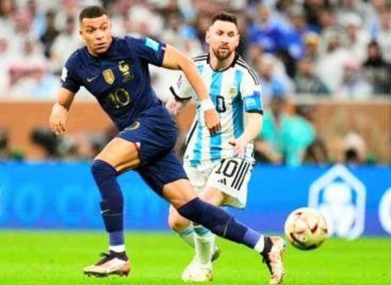2022ワールドカップ決勝 フランス代表 エムバペ ユニフォーム（H