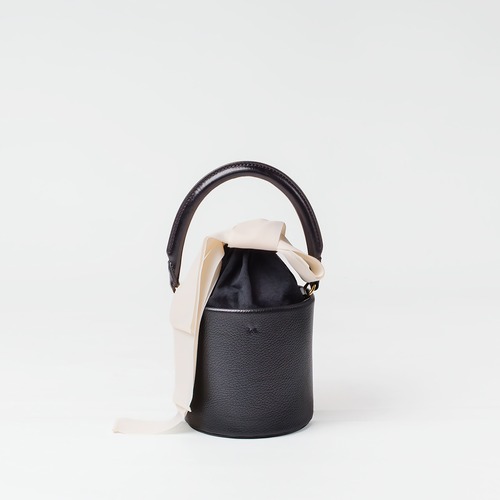 Ribbon Bucket  -   NOIR