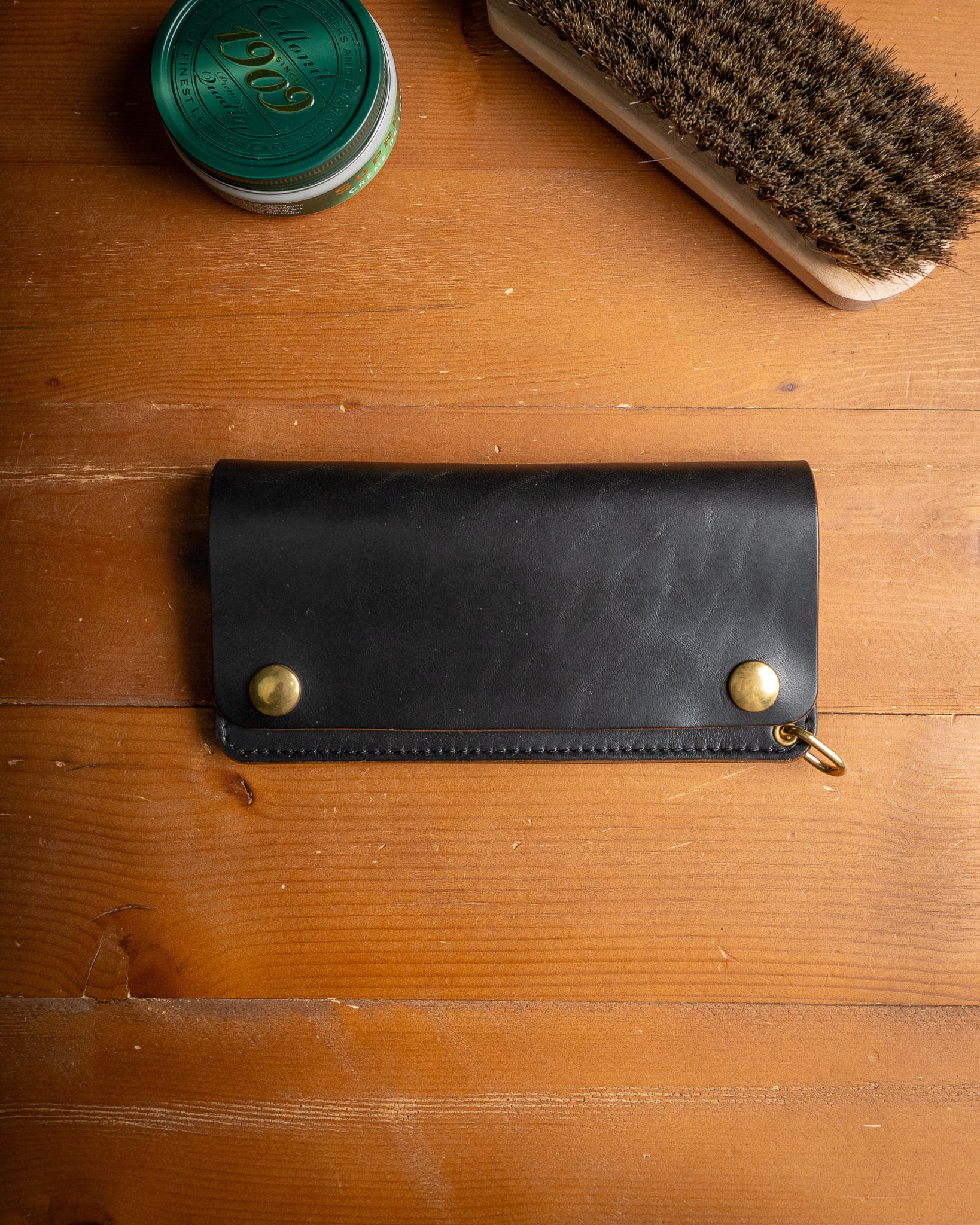 Additive and Line】Tracker Wallet TW-004 Maryam Horse Butt 3層