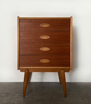 Chest of 4 drs / CS167