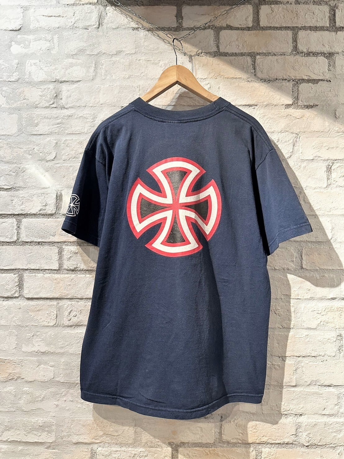 90s INDEPENDENT T-Shirt | B U D 90s INDEPENDENT T-Shirt | B U D