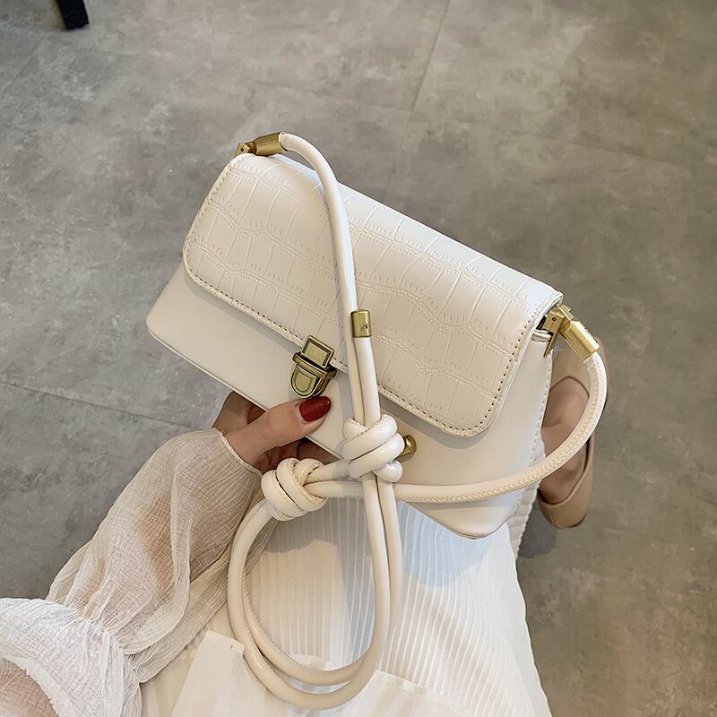 新しい小さなバッグ女性バッグ2020新しいトレンディなファッションワイルドテクスチャショルダーメッセンジャーバッグ夏ネット赤い脇の下バッグ Tiancai_Wing_Bag3744902