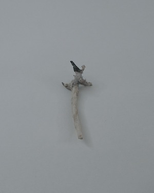 手｜流木に銀｜ピアス