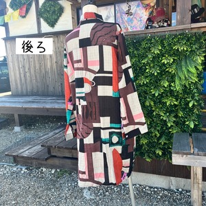 カラフルシャツ