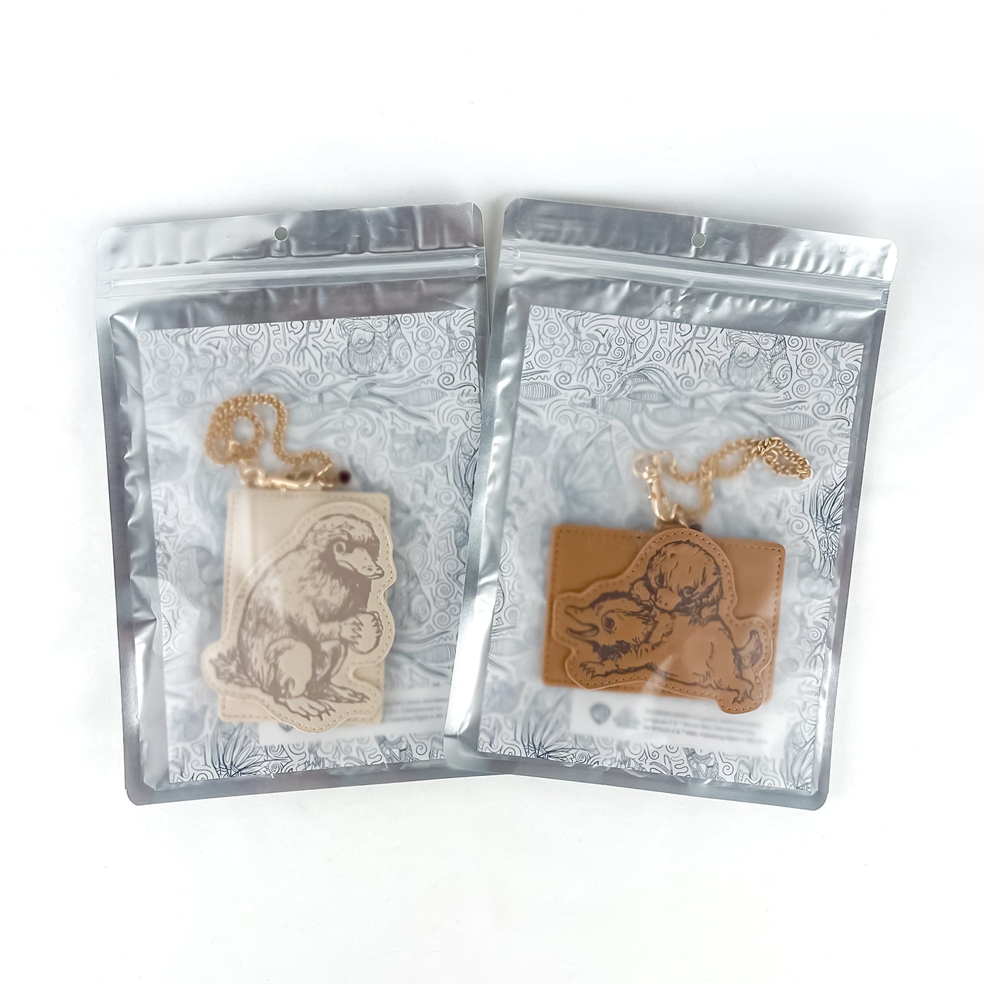 F248217_FANTASTIC BEASTS×Flapperニフラーダイカットパスケース | Flapper