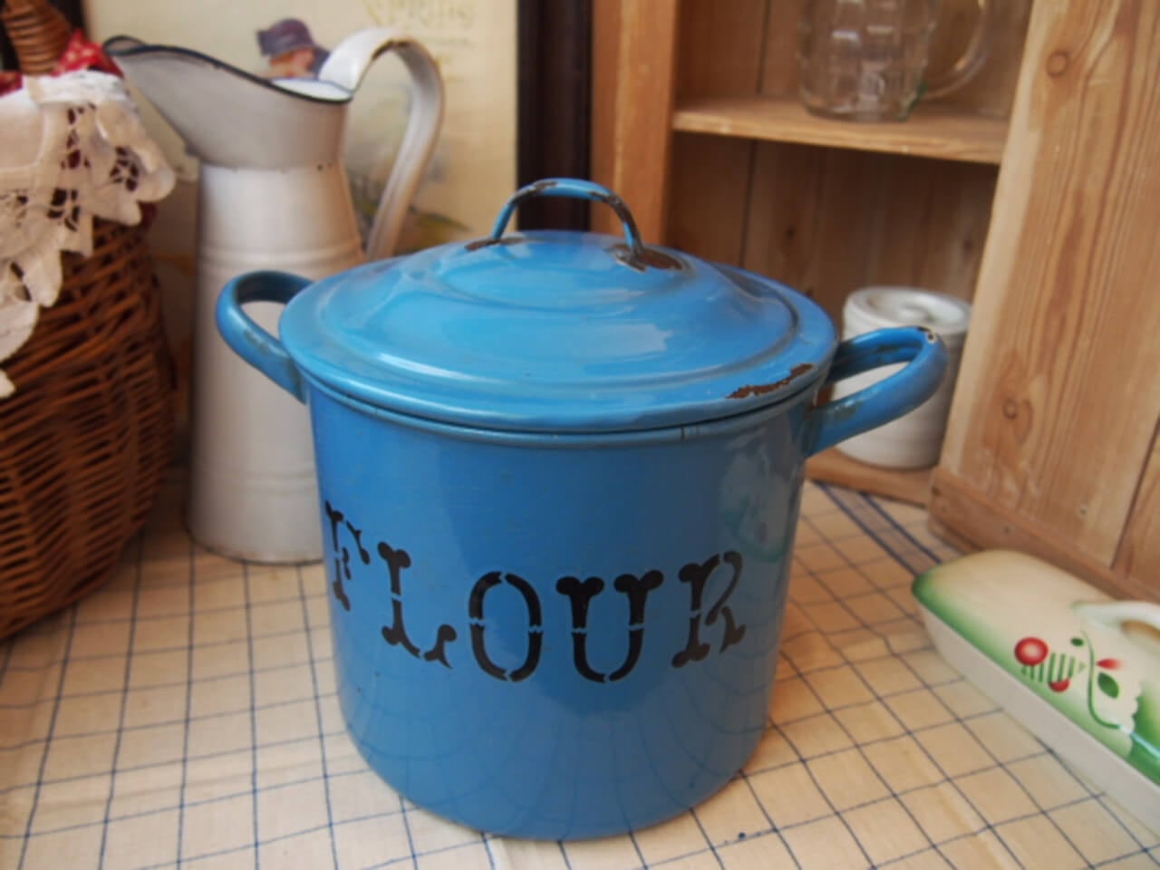 イギリスアンティークフラワー缶