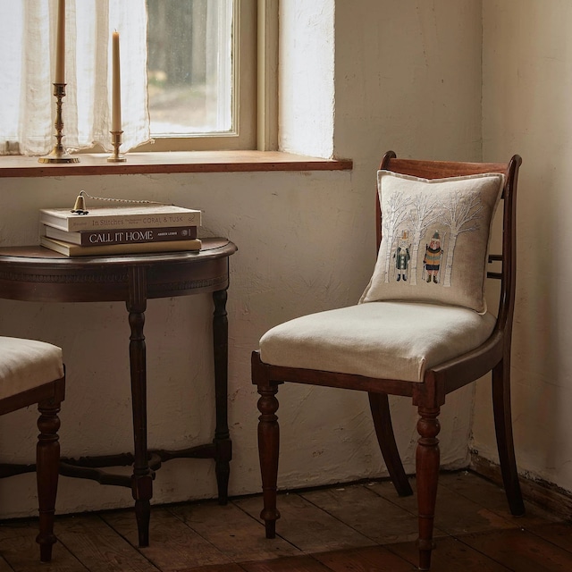 Coral & Tusk クッションカバー Aspen Skiers (30×30)