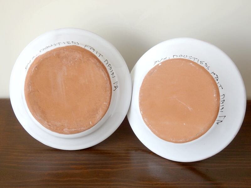 ムスティエ焼き 陶器のエッグスタンド ペア フランス ブロカント