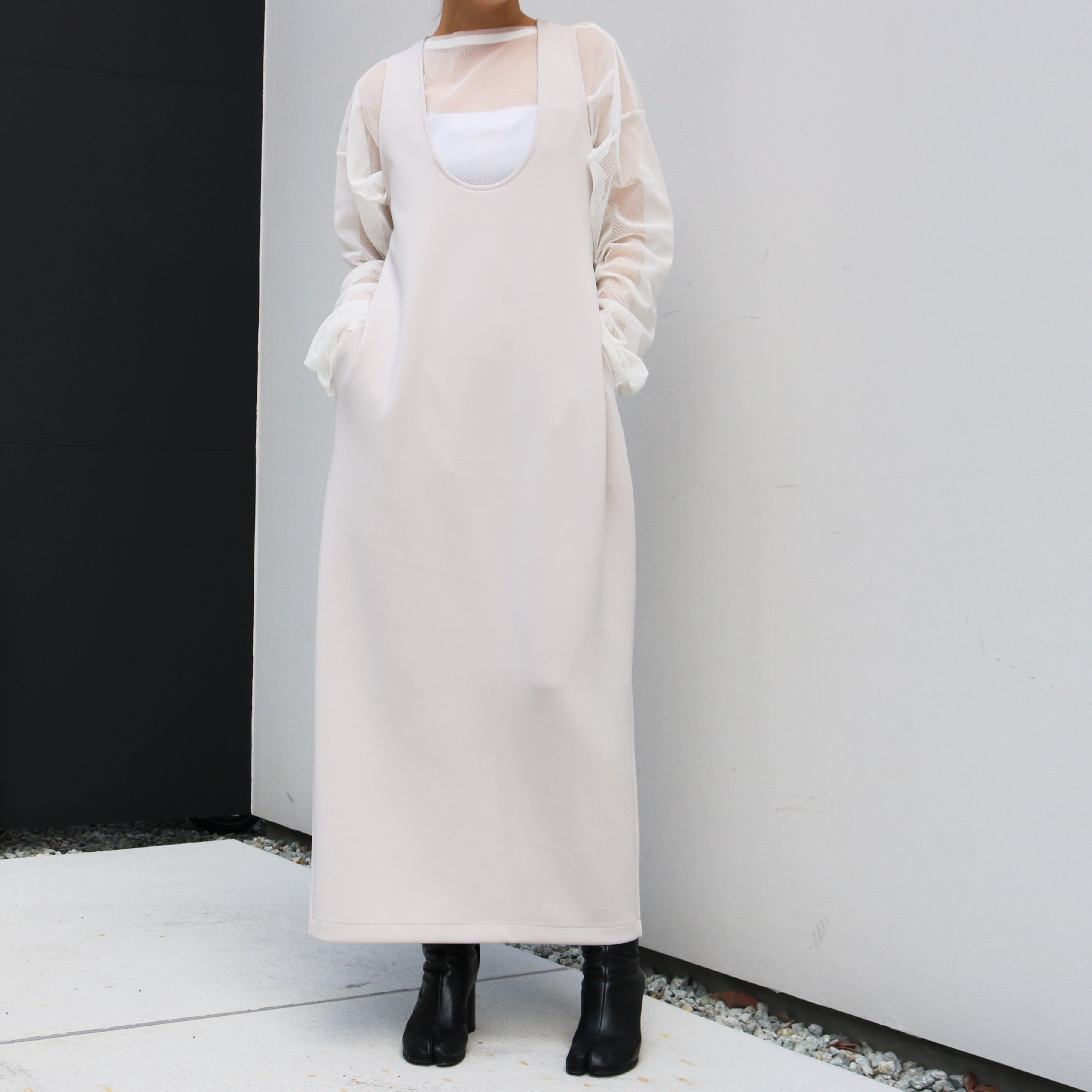 aere アエレ U-neck onepiece アエレ aere U-neck one-piece made in Japan