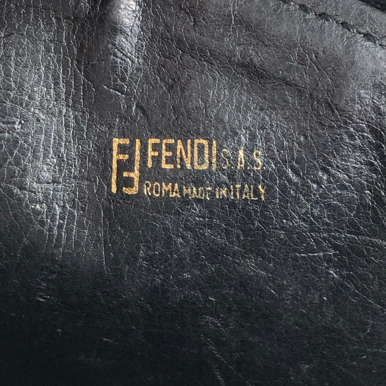 FENDI フェンディ ズッカ ショルダーバッグ ブラウン FFロゴ PVCレザー