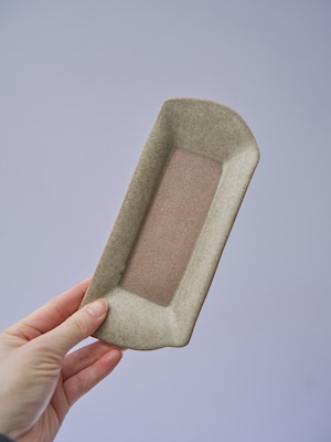 辰巳 香　角丸皿 深 23-3