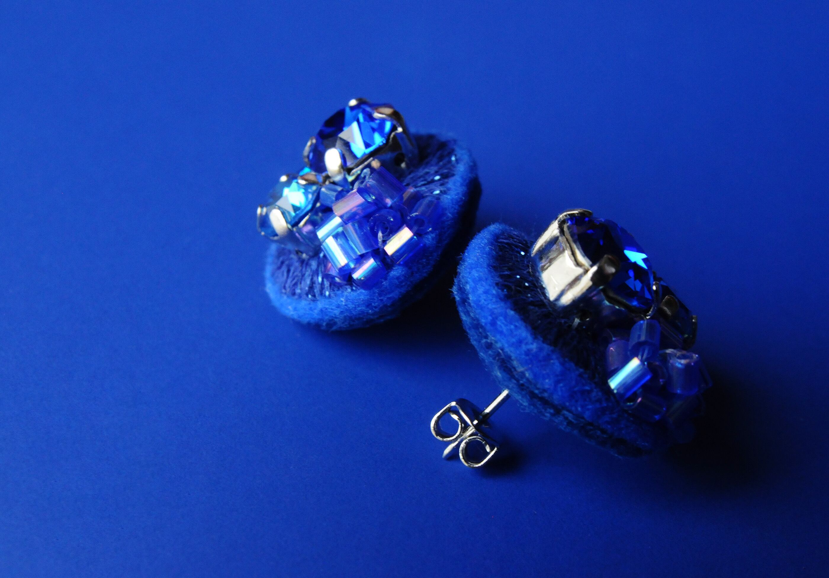 ＜Stella～遊び好きの星～＞刺繍ピアス「ジュエルJewe/青の夜」★ロングポスト/アレルギー対応変更可能