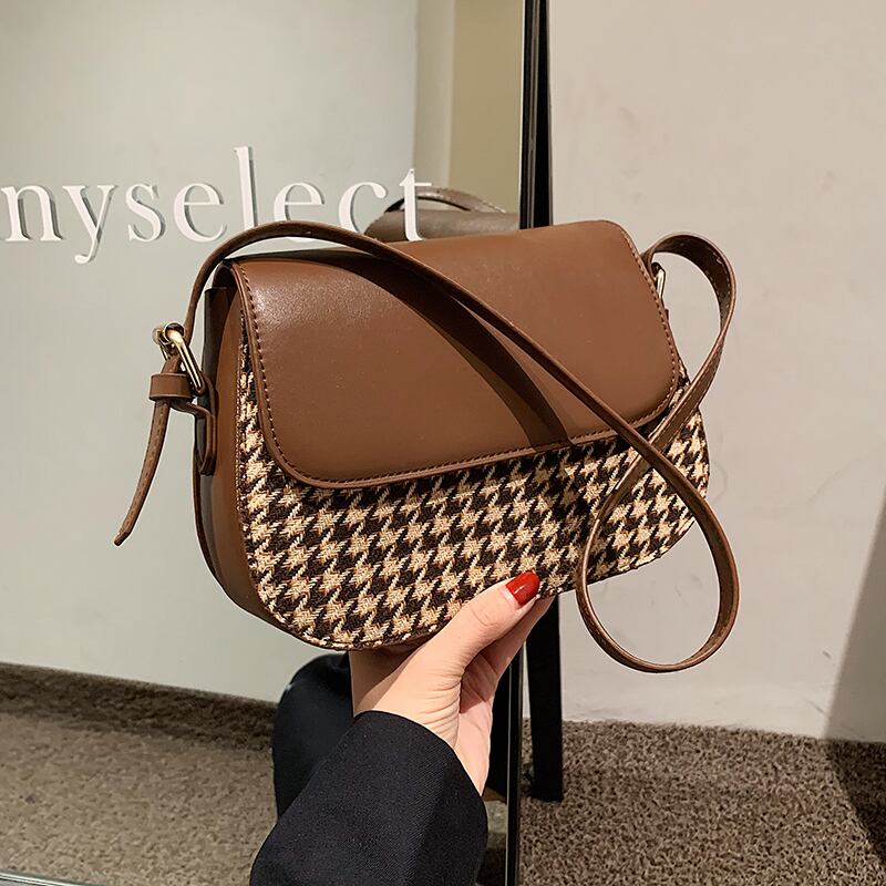 オータムウィンターレッド 秋物 冬物 スクウェア メッセンジャーバッグ Tiancai_Wing_Bag62317631664