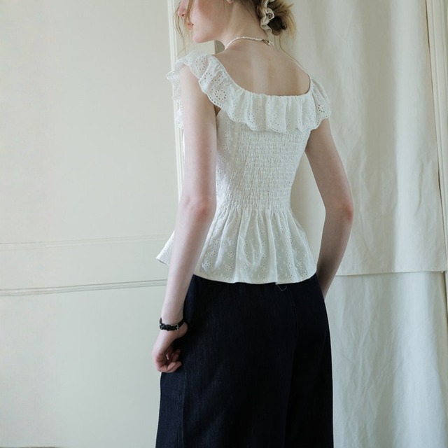 Blanc Shirring Frill Blouse F0674