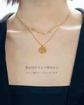 『自由を手にする』 coin necklace