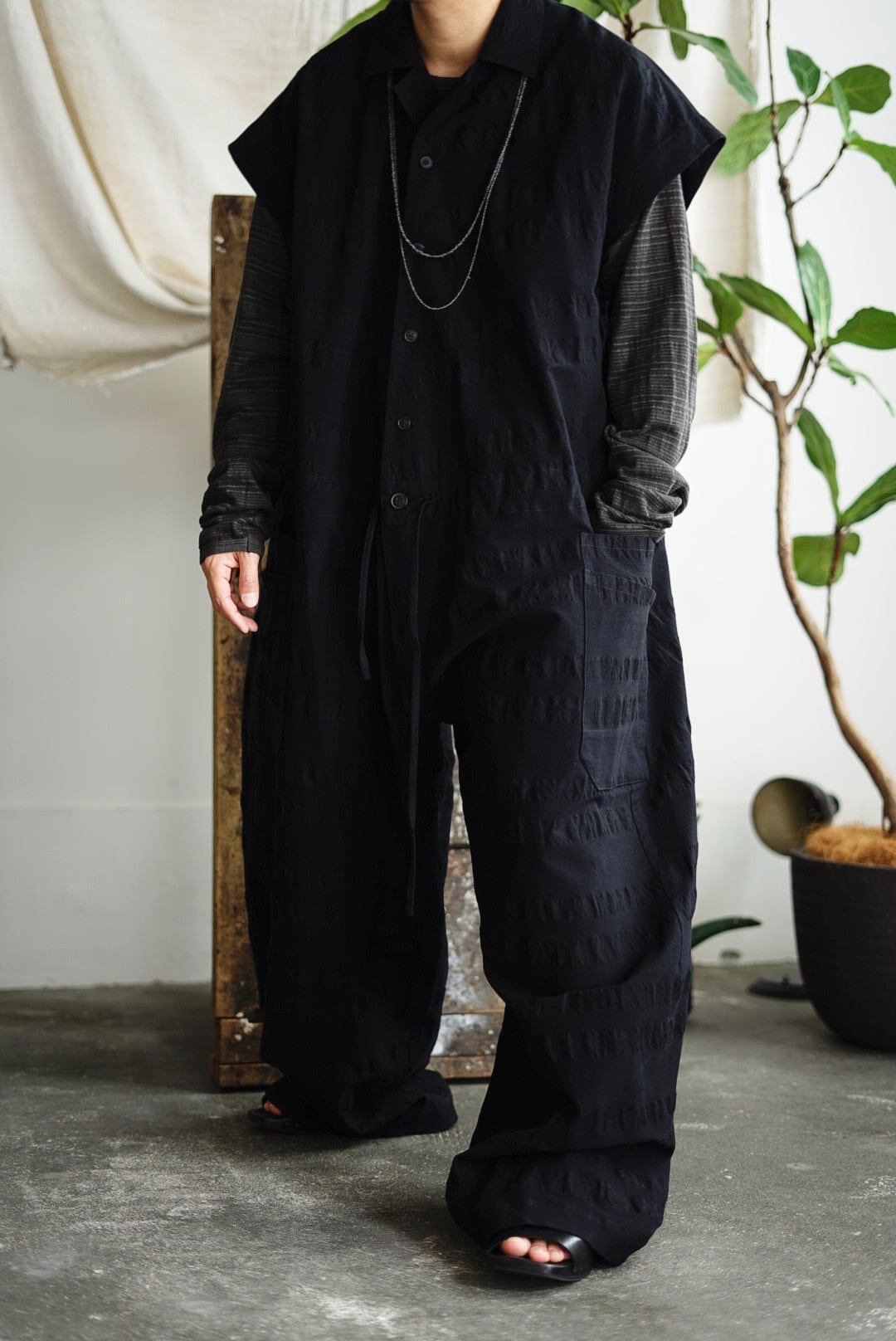 JAN JAN VAN ESSCHE jumpsuit #10 ジャンプスーツ JAN JAN VAN ESSCHE OVERSIZED JUMPSUIT BLACK – SUUS