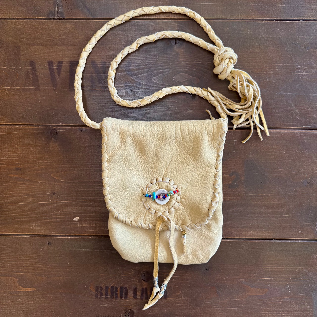 ナスングワム×アーリーモーニング【Nasngwam×Early Morning】Deerskin Medicine Bag (beige) - 1