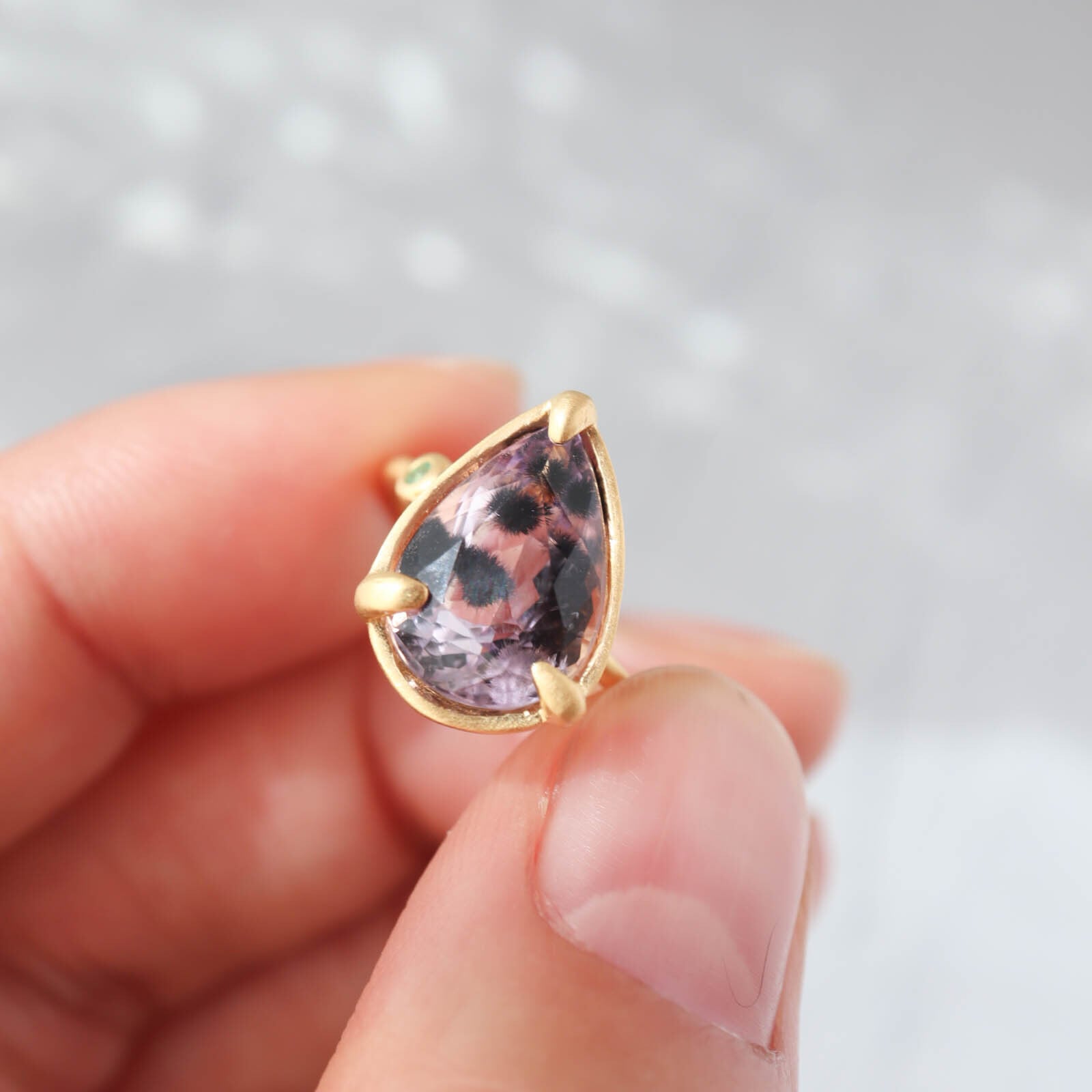 ロマネサイトインアメシスト＆エメラルド リング | DoubleMoon jewelry