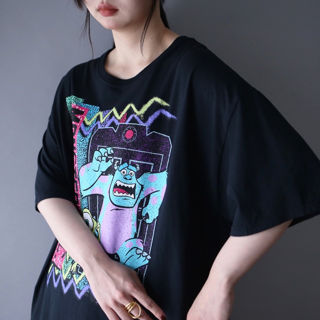 "モンスターズインク" good printed over silhouette h/s tee