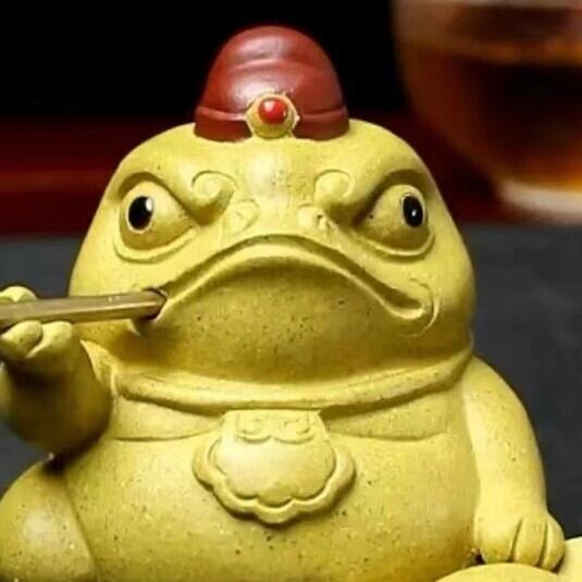 蛙 カエル 置物 オブジェ 黄色 イエロー 可愛い 財運 金運 開運 運気