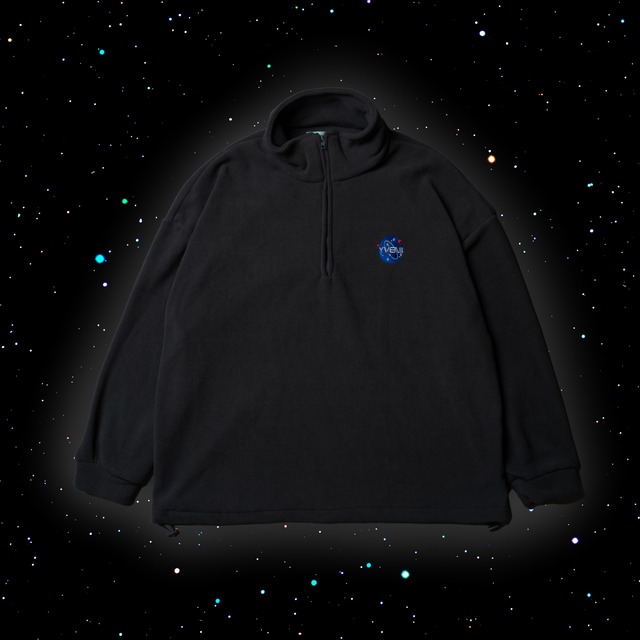 ∴ over the moon Half zip / black