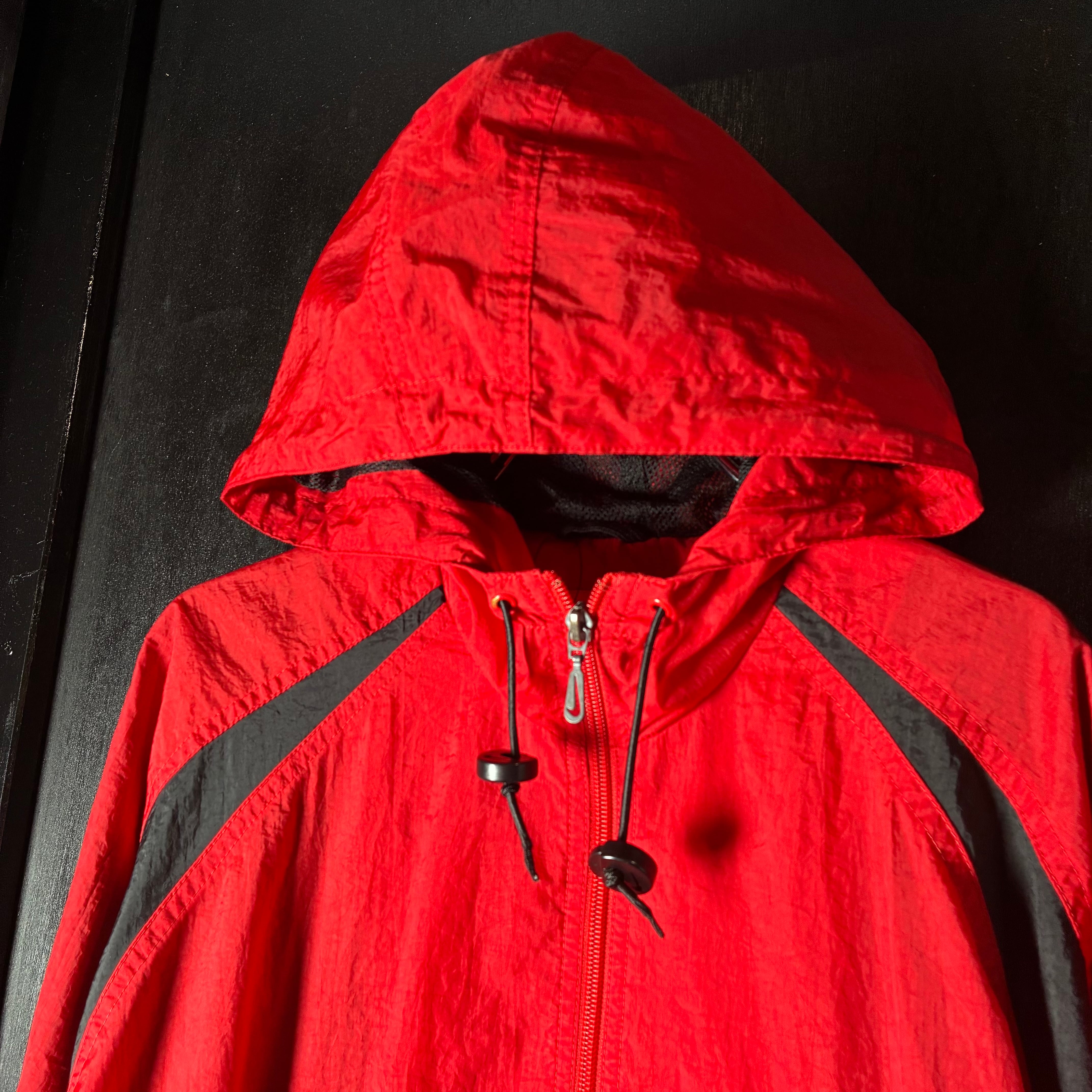 90s NIKE ハーフジップ ナイロンアノラック 赤黒 短丈ドローコード