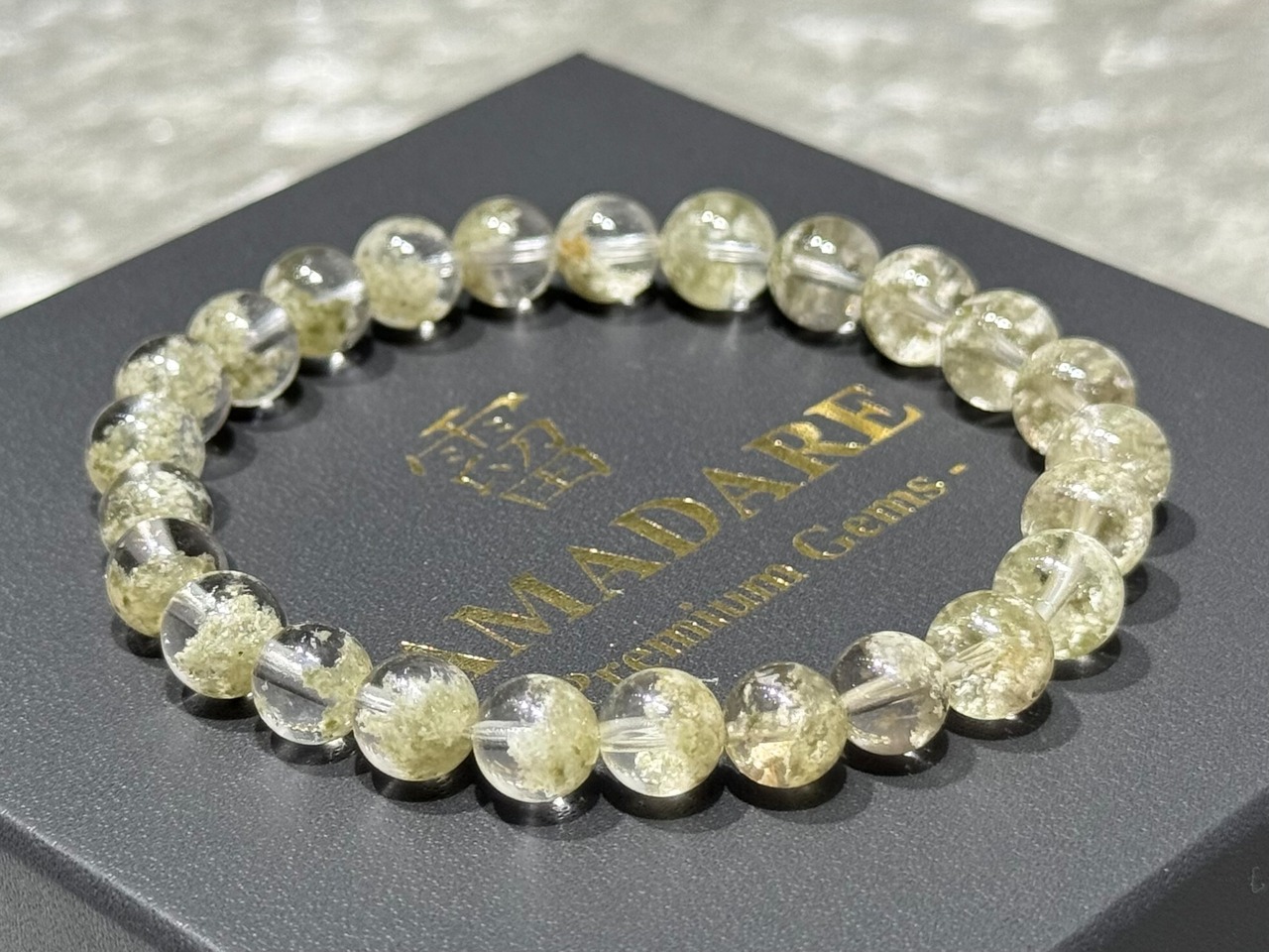 No.1882【S】ミルキーグリーンガーデンクォーツブレスレット