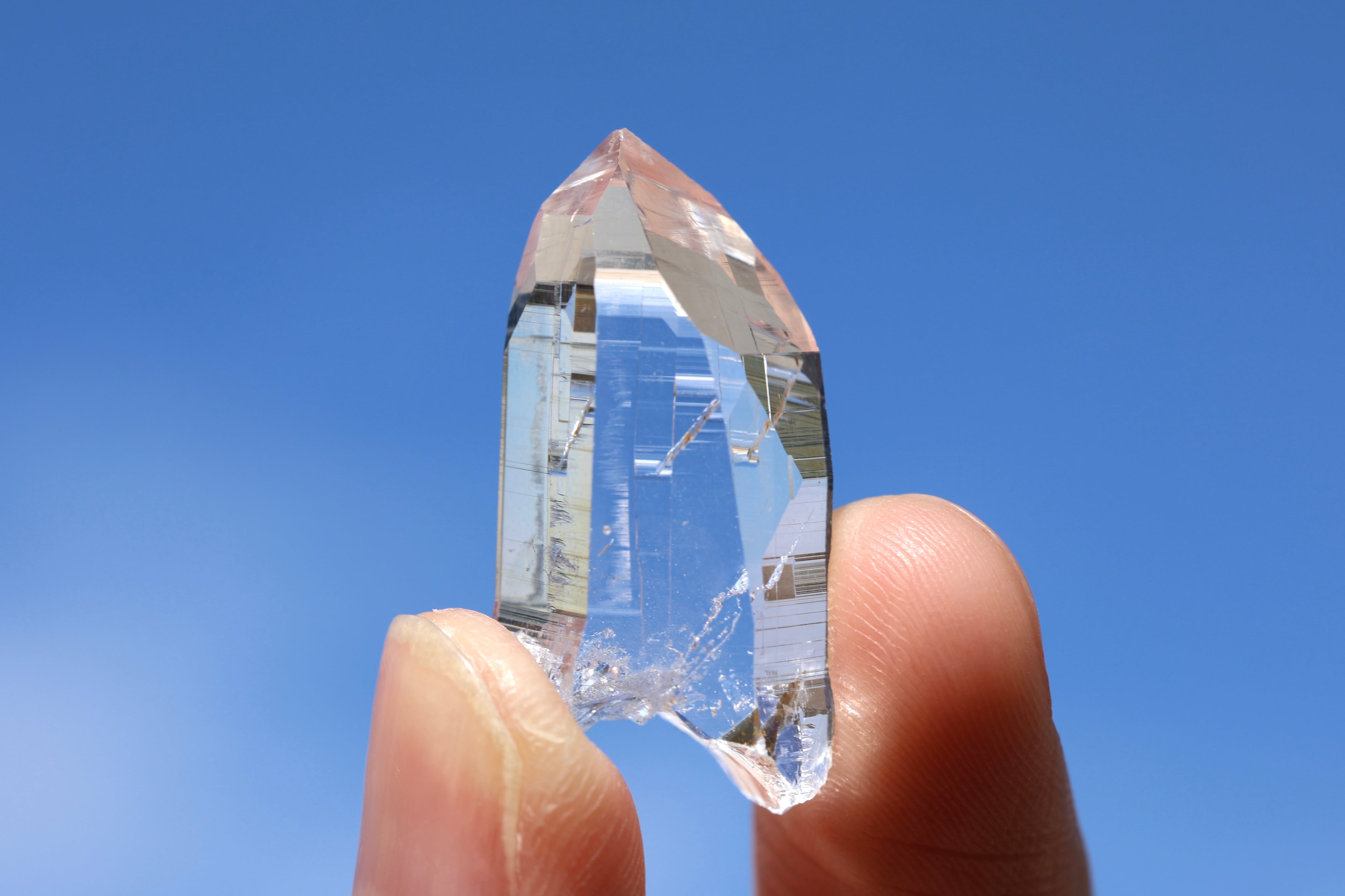 ヒマラヤ水晶 ガネーシュヒマール産 | 石垣島の夜光貝アクセサリーと