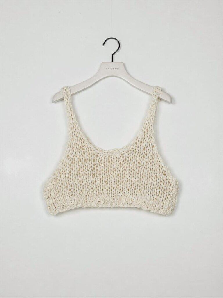 【12/上旬〜中旬入荷次第お届けのご予約】 CHIGNON/シニヨン ハンドニットミニビスチェ 9966-732YL